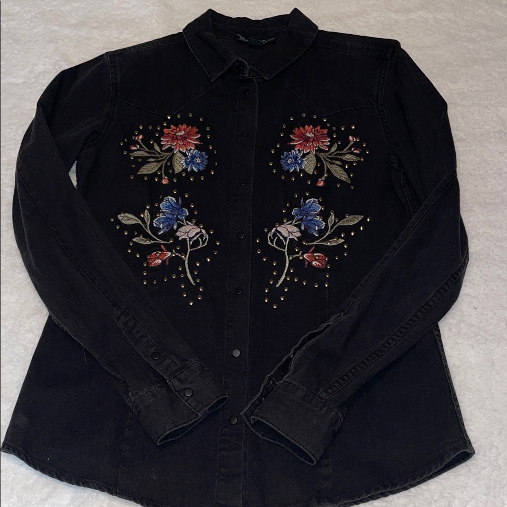 Buffalo David Bitton Black Button-Down Shirt W Floral Embroidery. Sz Xs